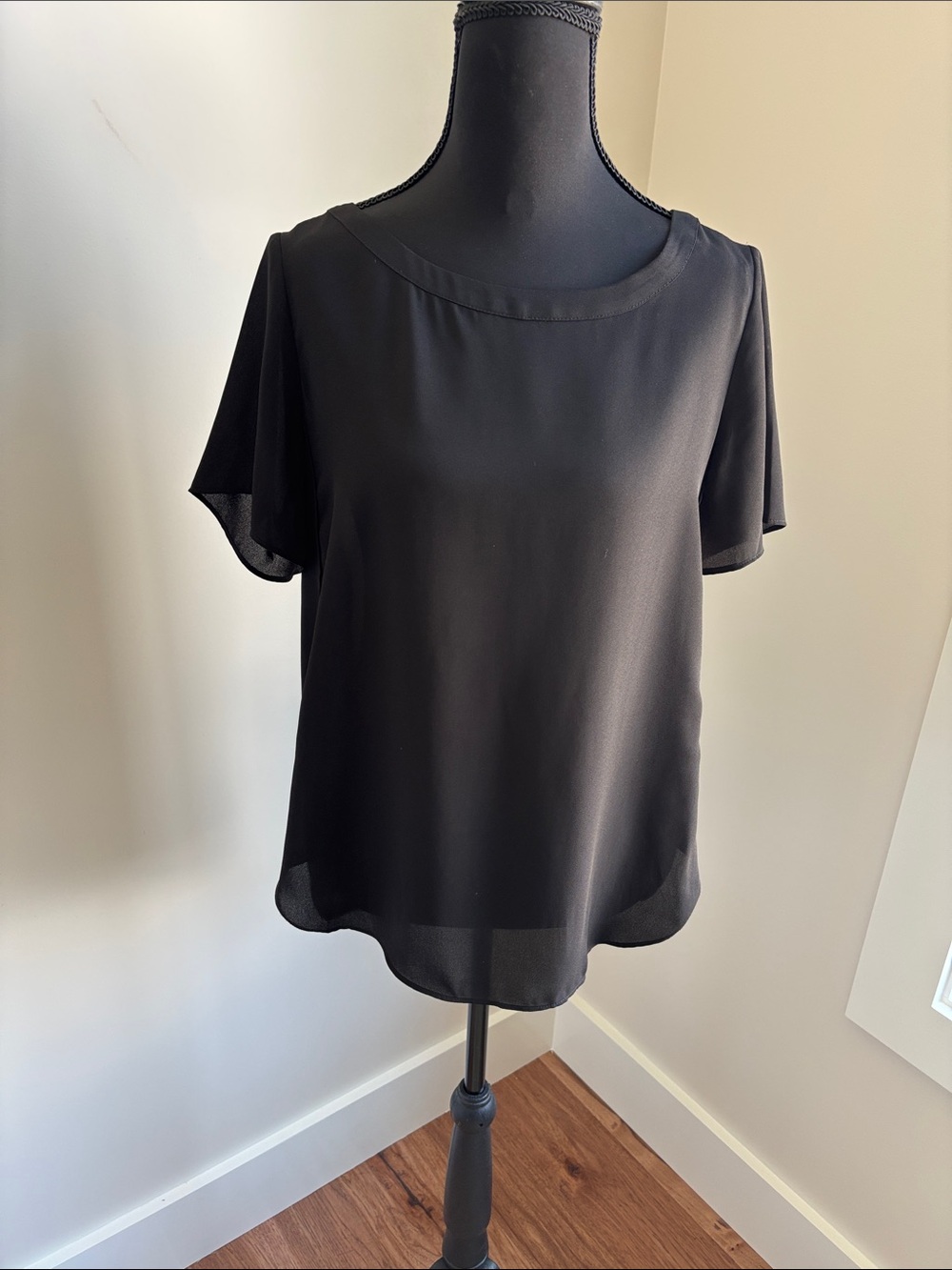 Banana Republic Black Short Flutter Sleeve Scoop Neck Top